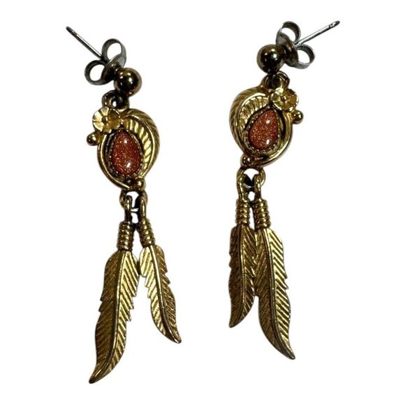 Vtg WMCO WHEELER SOUTHWESTERN Gold Tone Goldstone Feather Dangle EARRINGS Post - Picture 8 of 9